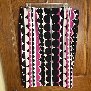 Vince Camuto Pink and Black Circle Pattern Pencil Skirt